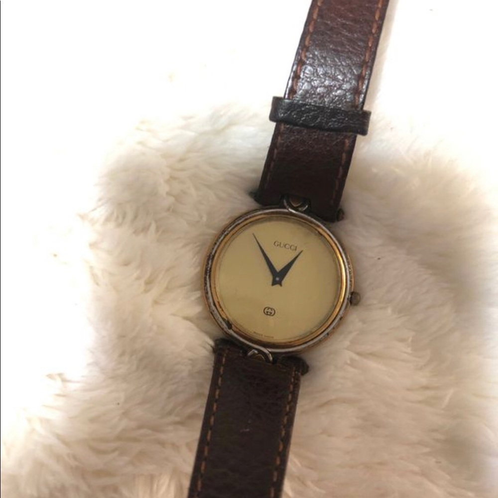 Vintage gucci watch authentic